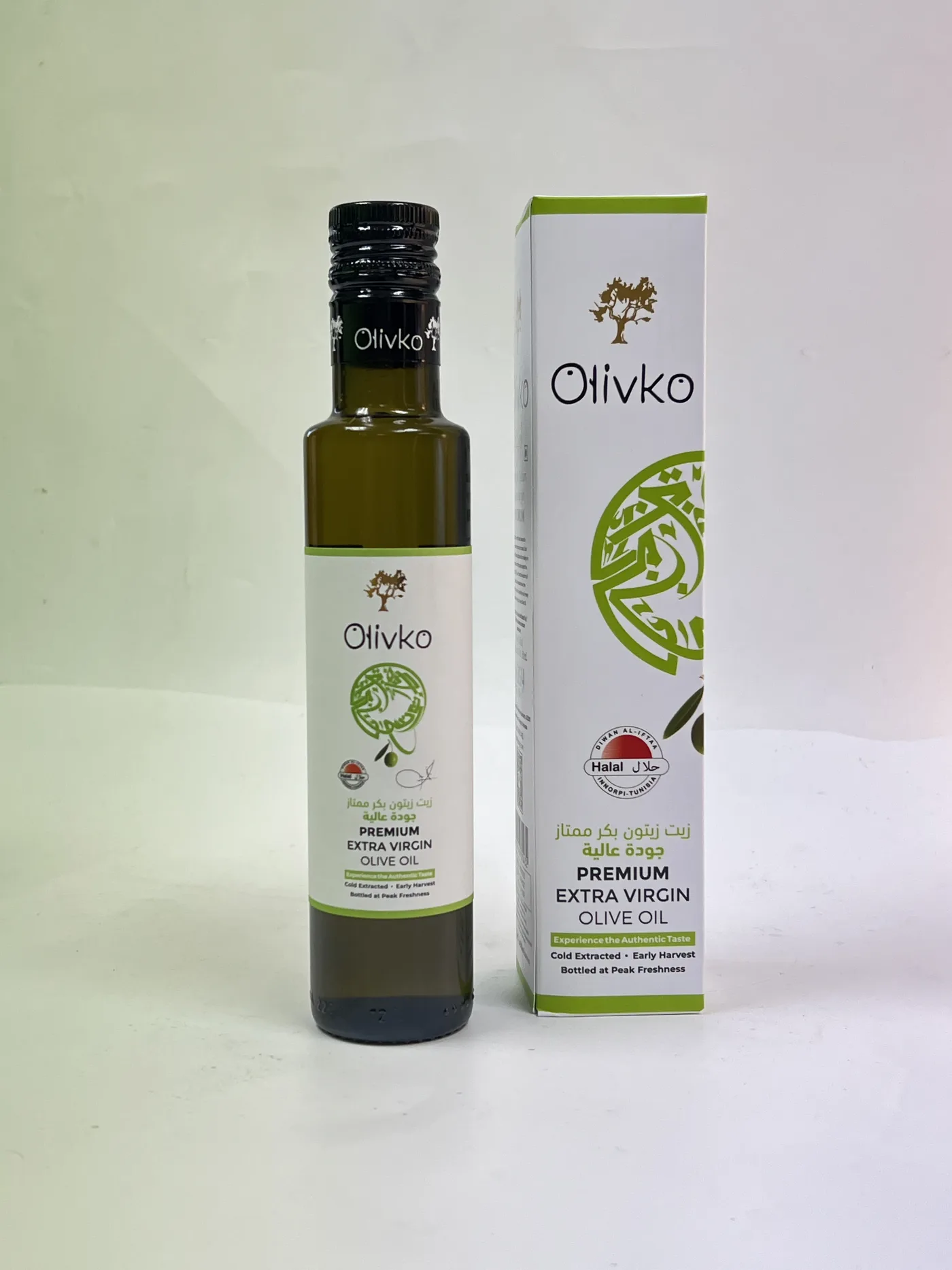 Botol Olivko 500ml bersebelahan kotak pembungkusannya